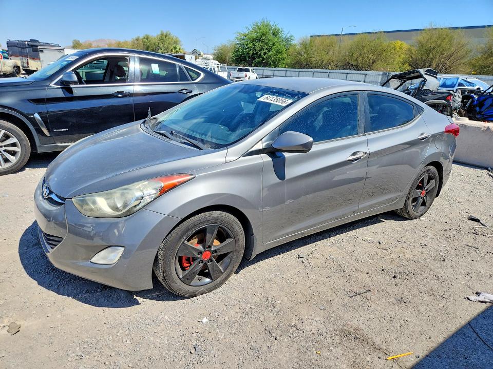 2013 Hyundai Elantra მანქანა იყიდება აუქციონზე, vin: 5NPDH4AE3DH393397, აუქციონის ნომერი: 64135056