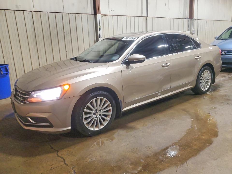 Auction sale of the 2016 Volkswagen Passat, vin: 1VWBT7A35GC007906, lot number: 63754096