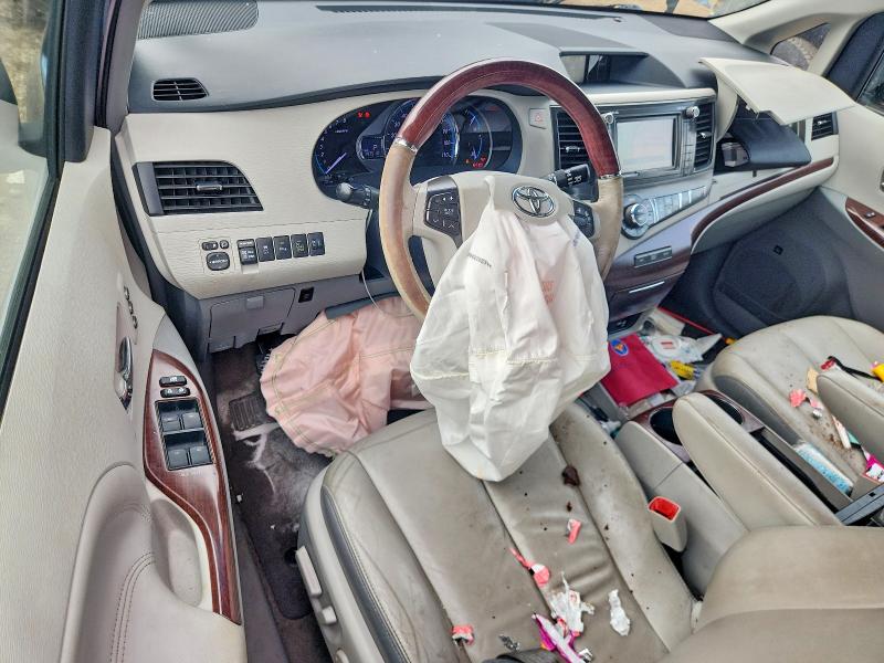 2013 Toyota Sienna მანქანა იყიდება აუქციონზე, vin: 5TDDK3DC1DS056291, აუქციონის ნომერი: 65295336