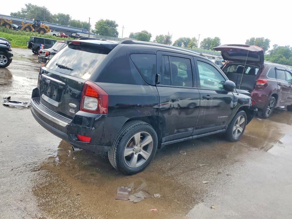 65177336 :رقم المزاد ، 1C4NJCEB4HD163088 vin ، 2017 Jeep Compass مزاد بيع