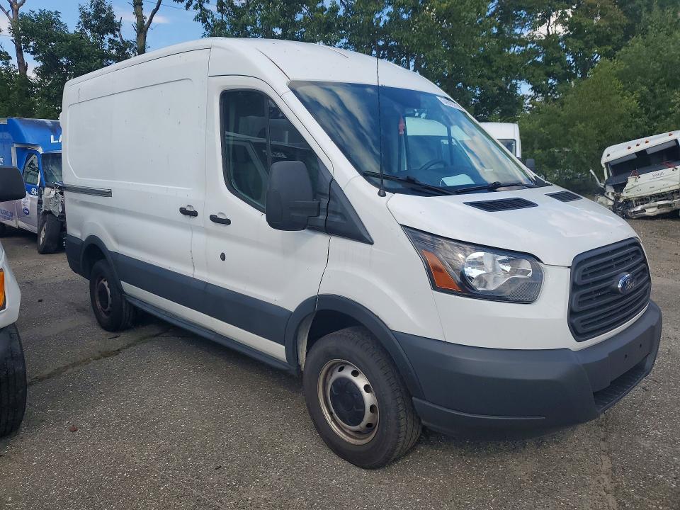 64602576 :رقم المزاد ، 1FTYR1CMXFKA99596 vin ، 2015 Ford Transit مزاد بيع