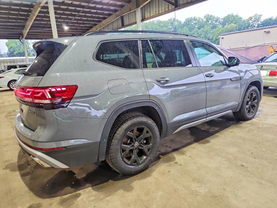 Продажа на аукционе авто 2025 Volkswagen Atlas, vin: 1V2CR2CA4SC507017, номер лота: 65374416