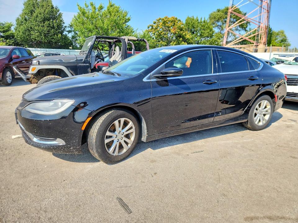 66025876 :رقم المزاد ، 1C3CCCAB3FN616393 vin ، 2015 Chrysler 200 مزاد بيع
