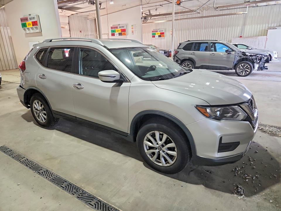 Продаж на аукціоні авто 2018 Nissan Rogue, vin: JN8AT2MV2JW302759, номер лоту: 64770566