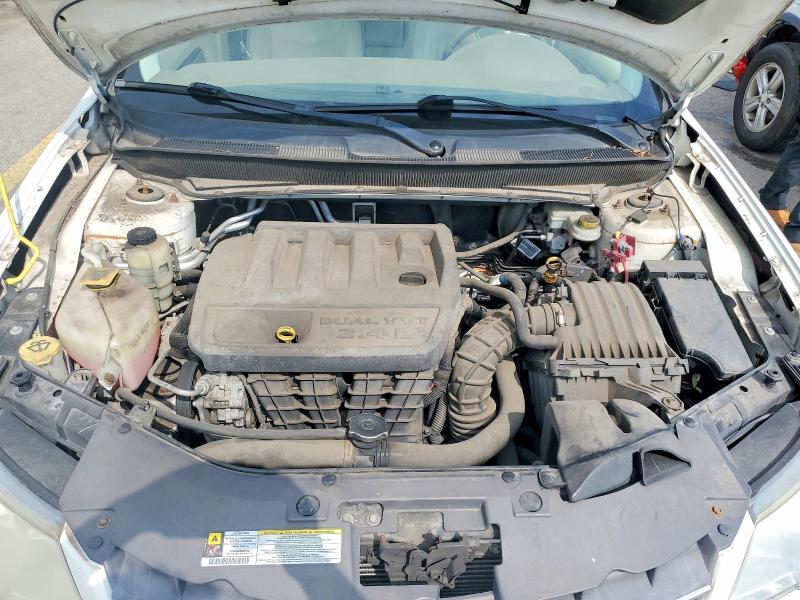 64942666 :رقم المزاد ، 1C3CC5FB0AN174024 vin ، 2010 Chrysler Sebring مزاد بيع