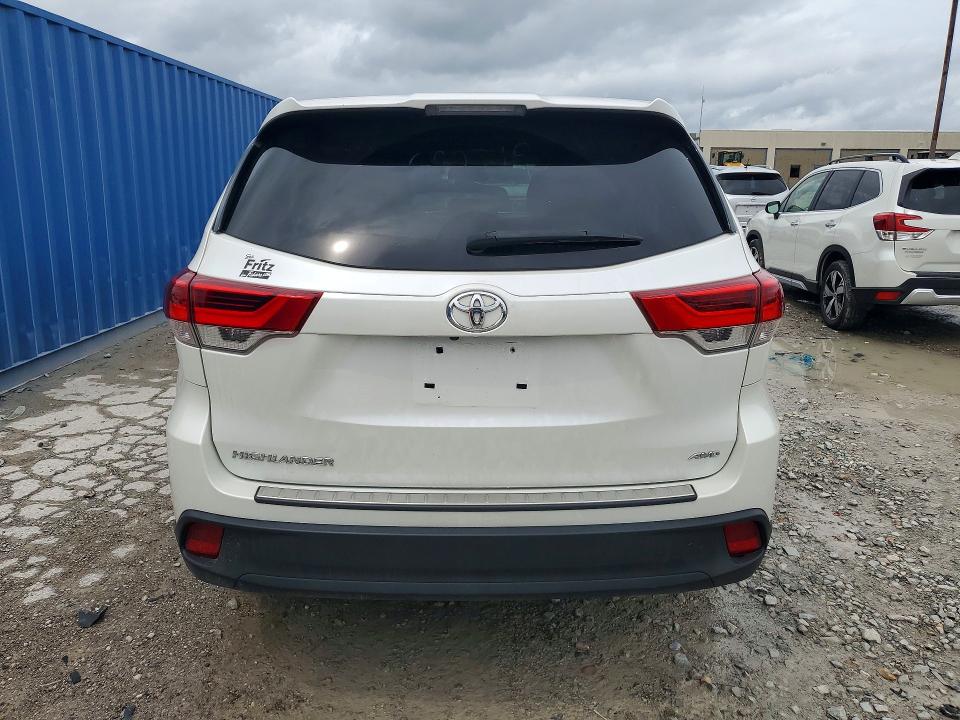 64834186 :رقم المزاد ، 5TDBZRFH4KS922819 vin ، 2019 Toyota Highlander مزاد بيع