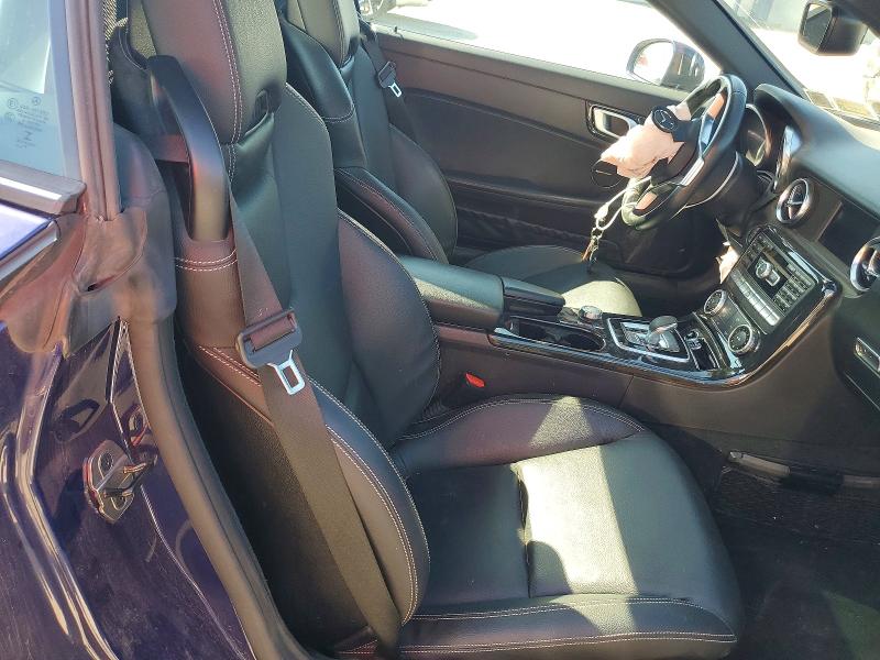 63504556 :رقم المزاد ، WDDPK3JA4GF121516 vin ، 2016 Mercedes-benz Slk مزاد بيع