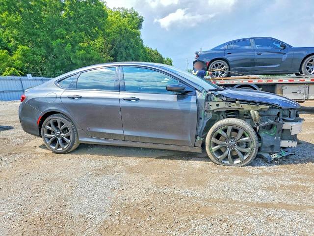 Продаж на аукціоні авто 2016 Chrysler 200, vin: 1C3CCCBG3GN176557, номер лоту: 63498646