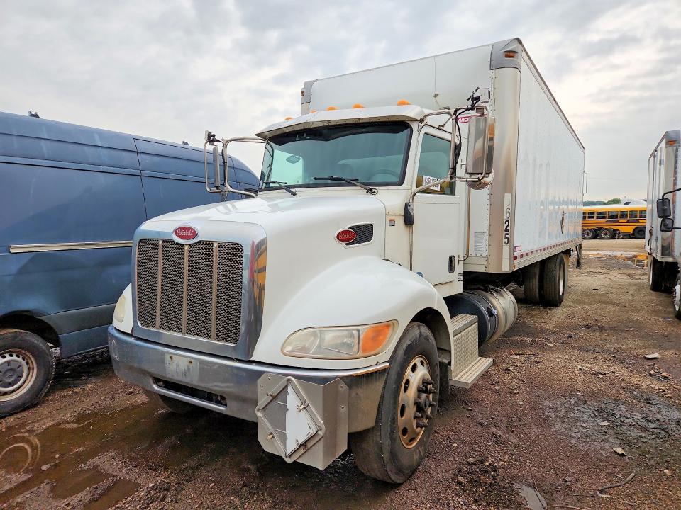 Aukcja sprzedaży 2016 Peterbilt Truck Peterbilt, vin: 2NP2HM6X7GM362555, numer aukcji: 64684356