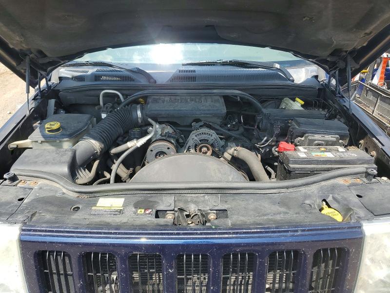 64377826 :رقم المزاد ، 1J8HG48K86C131351 vin ، 2006 Jeep Commander مزاد بيع