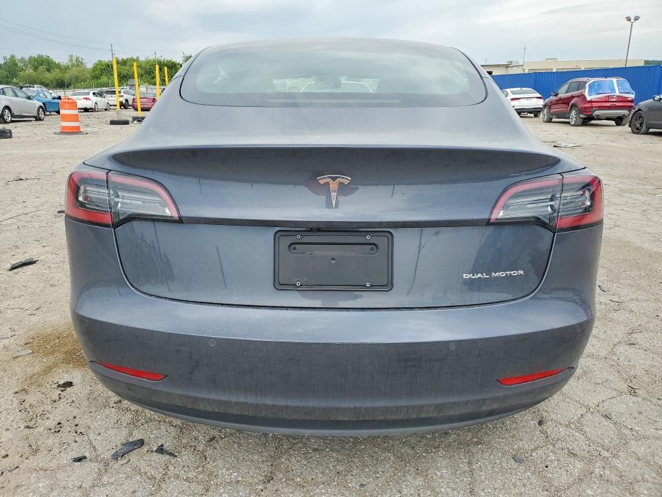 65113976 :رقم المزاد ، 5YJ3E1EB1NF206807 vin ، 2022 Tesla Model 3 مزاد بيع