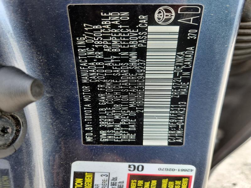 64242716 :رقم المزاد ، 2T1BURHE3HC949237 vin ، 2017 Toyota Corolla مزاد بيع