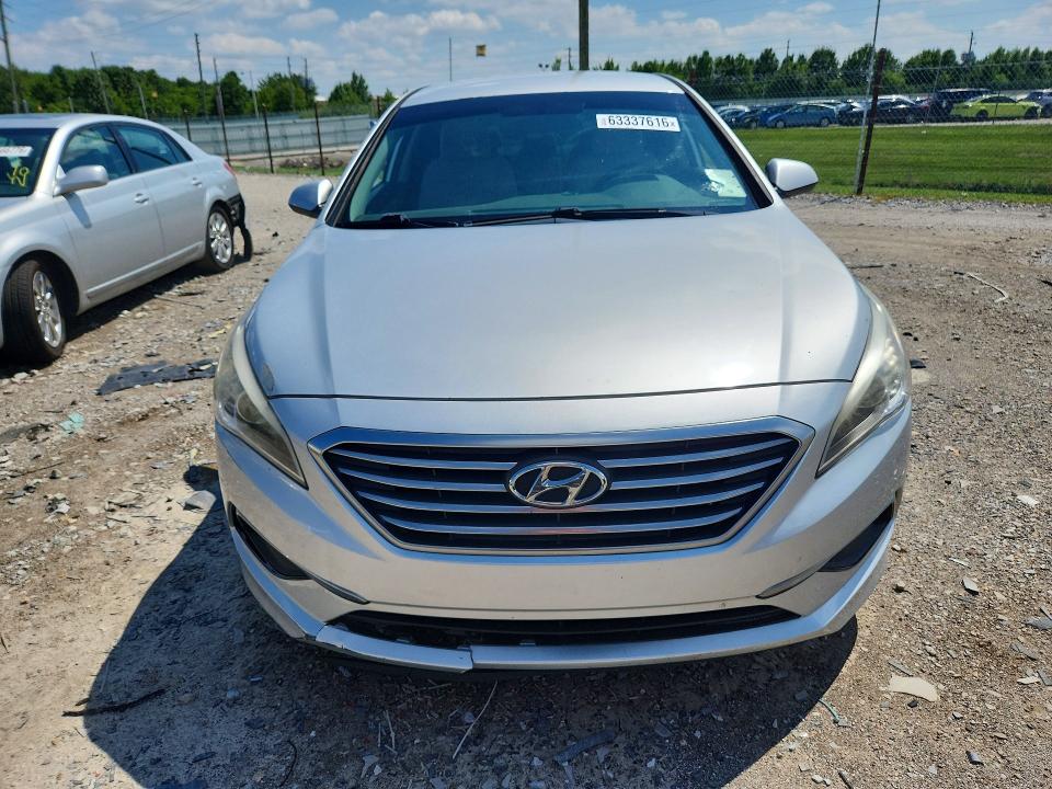 2017 Hyundai Sonata მანქანა იყიდება აუქციონზე, vin: 5NPE24AF7HH470647, აუქციონის ნომერი: 63337616