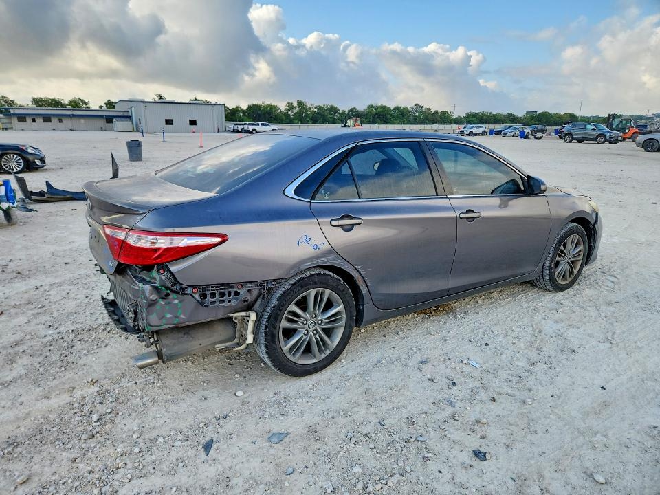 Продаж на аукціоні авто 2015 Toyota Camry, vin: 4T1BF1FK6FU087857, номер лоту: 64091506