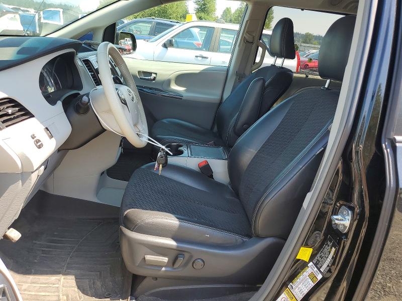 63768656 :رقم المزاد ، 5TDXK3DC7CS218971 vin ، 2012 Toyota Sienna مزاد بيع