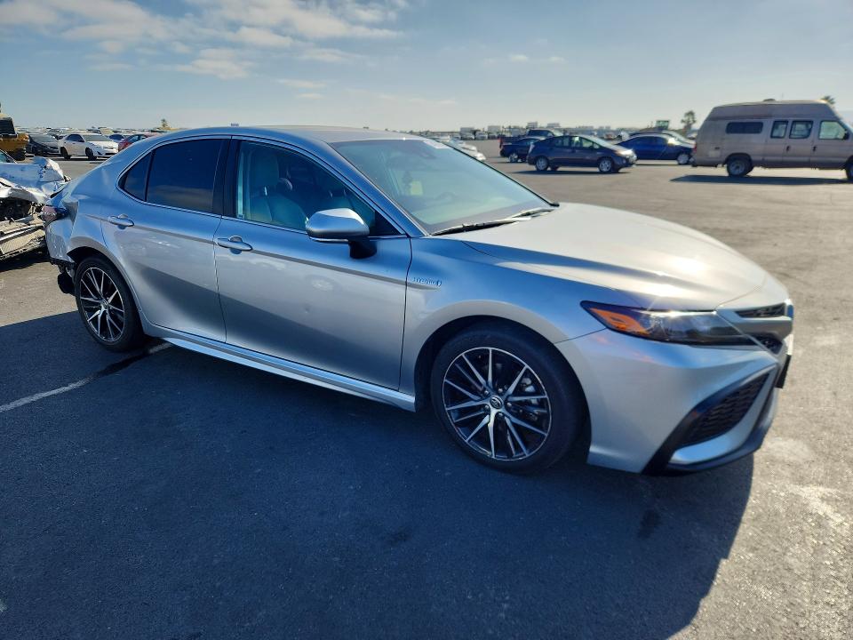 Продажа на аукционе авто 2021 Toyota Camry, vin: 4T1G31AK7MU566632, номер лота: 64085676