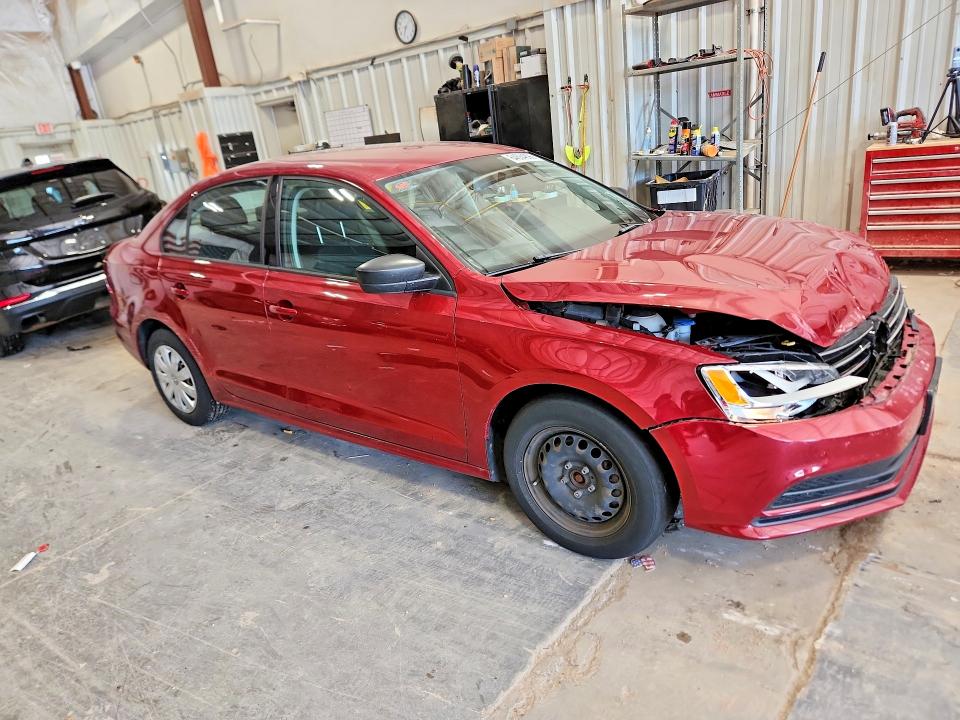 64634896 :رقم المزاد ، 3VW267AJ3GM321039 vin ، 2016 Volkswagen Jetta مزاد بيع