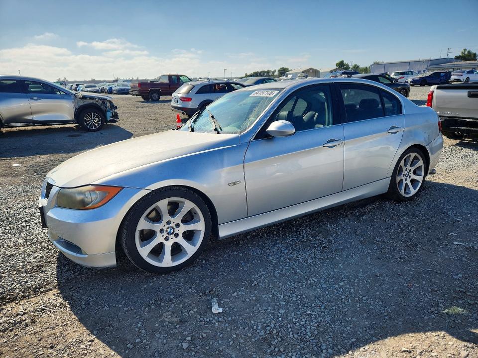 2006 Bmw 330 მანქანა იყიდება აუქციონზე, vin: WBAVB33546KS32006, აუქციონის ნომერი: 64757146
