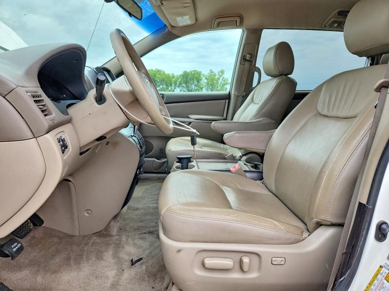 64698196 :رقم المزاد ، 5TDZK23C49S265534 vin ، 2009 Toyota Sienna مزاد بيع