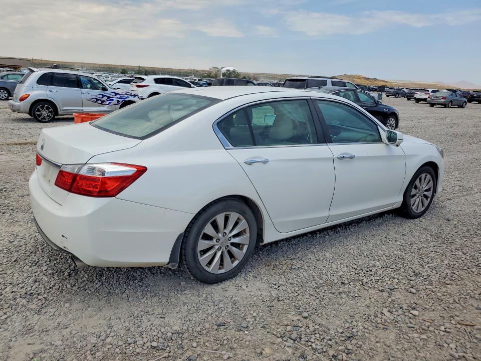 Aukcja sprzedaży 2015 Honda Accord, vin: 1HGCR2F87FA241151, numer aukcji: 64330986