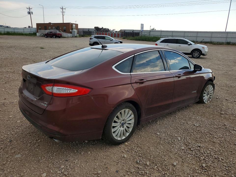 Продажа на аукционе авто 2015 Ford Fusion, vin: 3FA6P0LU5FR310874, номер лота: 64101336