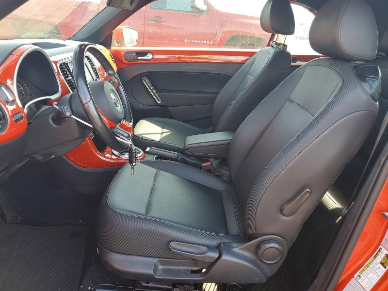 66514976 :رقم المزاد ، 3VW5DAATXJM506892 vin ، 2018 Volkswagen Beetle مزاد بيع