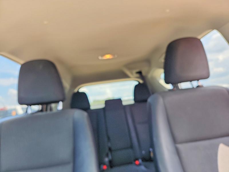 Продажа на аукционе авто 2018 Toyota Rav4, vin: JTMBFREV6JD250613, номер лота: 66733256