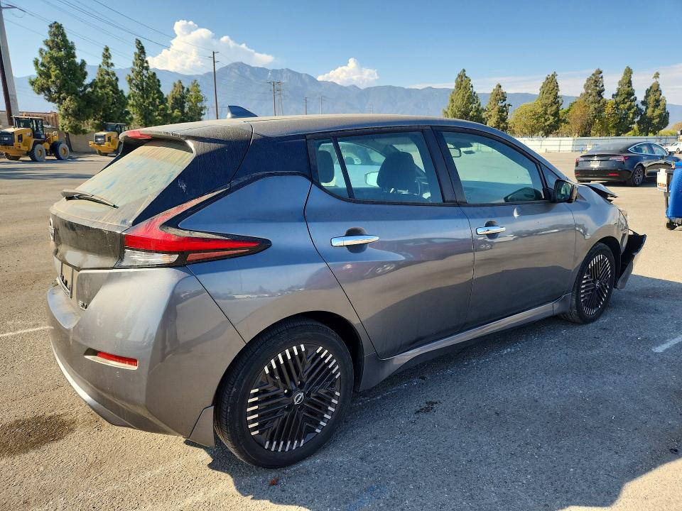 2023 Nissan Leaf მანქანა იყიდება აუქციონზე, vin: 1N4CZ1CV0PC561541, აუქციონის ნომერი: 64449136