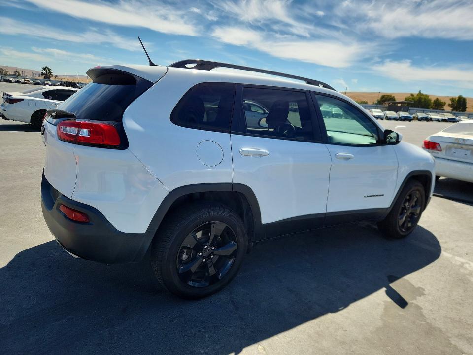 66500016 :رقم المزاد ، 1C4PJMCX2JD509268 vin ، 2018 Jeep Cherokee مزاد بيع
