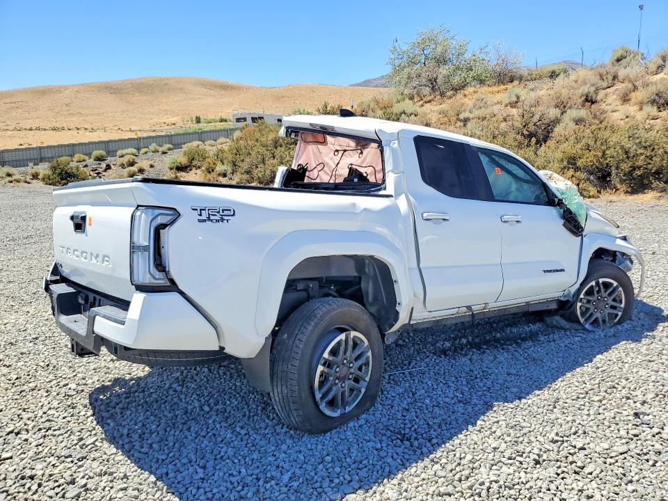 Продажа на аукционе авто 2024 Toyota Tacoma, vin: 3TMLB5JN3RM079155, номер лота: 64670806