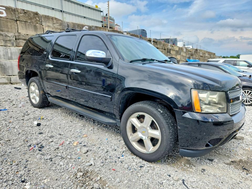 2008 Chevrolet Suburban მანქანა იყიდება აუქციონზე, vin: 1GNFK16398R104934, აუქციონის ნომერი: 65792206