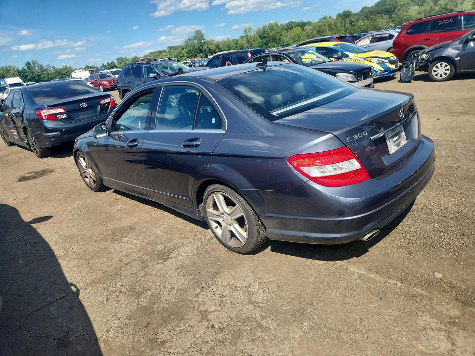 65649806 :رقم المزاد ، WDDGF8BB7AR123341 vin ، 2010 Mercedes-benz C مزاد بيع