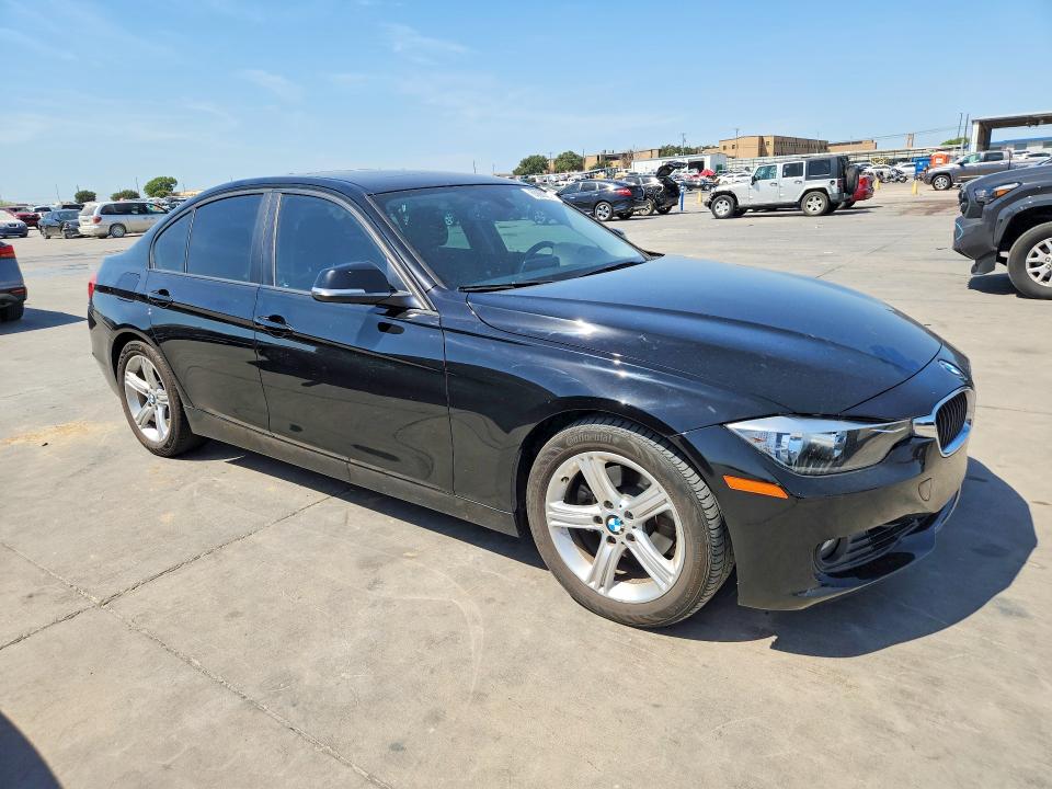 65863206 :رقم المزاد ، WBA3A5C50DF601830 vin ، 2013 Bmw 328 مزاد بيع