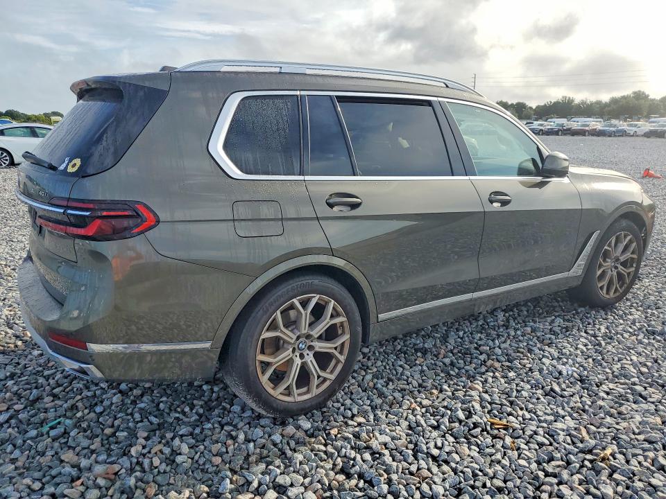 63622476 :رقم المزاد ، 5UX23EM04S9Y79510 vin ، 2025 Bmw X7 مزاد بيع