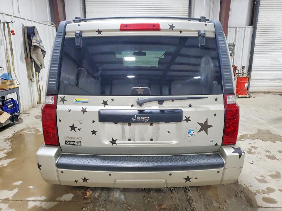 66285646 :رقم المزاد ، 1J8HG48K88C230478 vin ، 2008 Jeep Commander مزاد بيع
