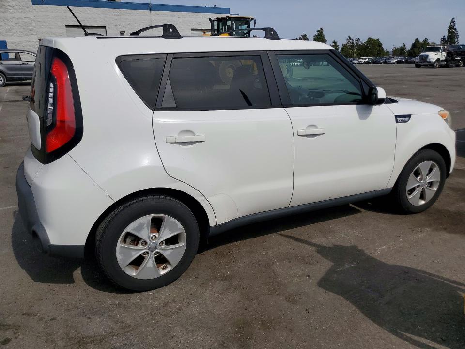 65023826 :رقم المزاد ، KNDJN2A26F7793662 vin ، 2015 Kia Soul مزاد بيع
