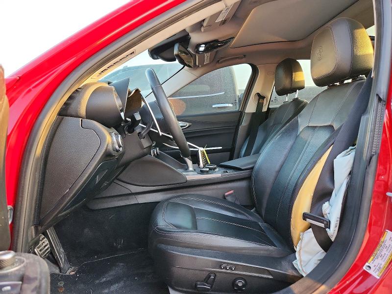 Продажа на аукционе авто 2017 Alfa Romeo Giulia, vin: ZARFAEDN9H7550025, номер лота: 67271046