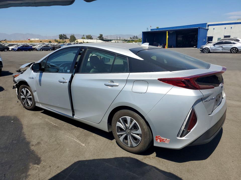Продаж на аукціоні авто 2017 Toyota Prius Prime, vin: JTDKARFP7H3054078, номер лоту: 66637696