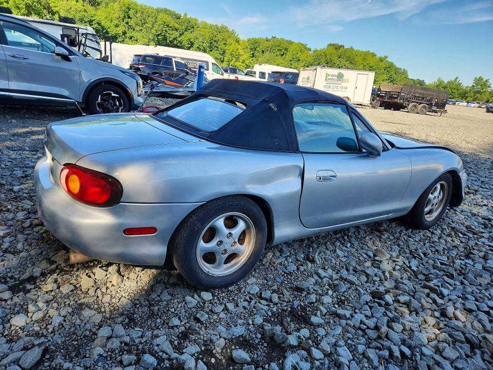 Продажа на аукционе авто 2000 Mazda Mx-5 Miata, vin: JM1NB3533Y0152578, номер лота: 63581136