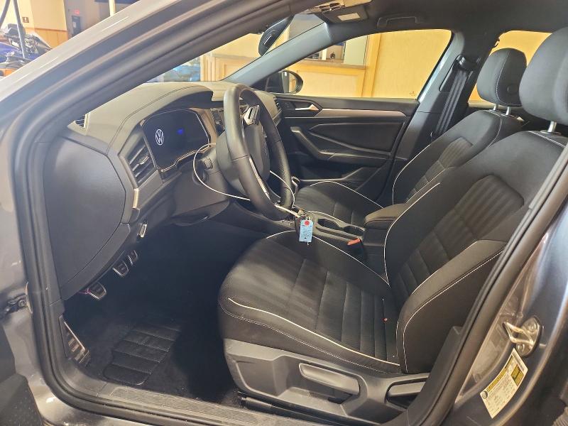 65741316 :رقم المزاد ، 3VWAM7BU8PM045161 vin ، 2023 Volkswagen Jetta مزاد بيع
