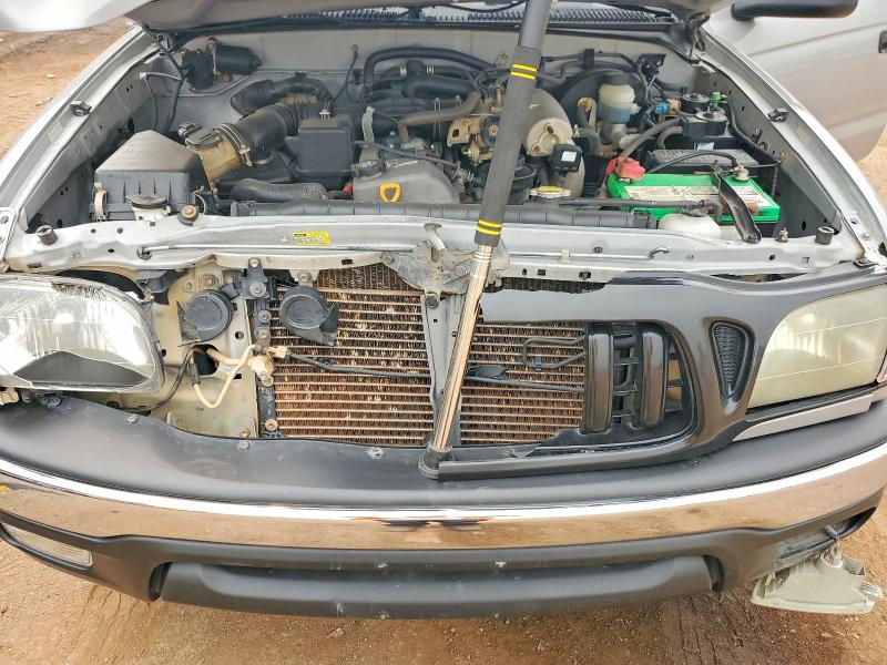 2001 Toyota Tacoma მანქანა იყიდება აუქციონზე, vin: 5TEPM62N81Z814896, აუქციონის ნომერი: 63592416