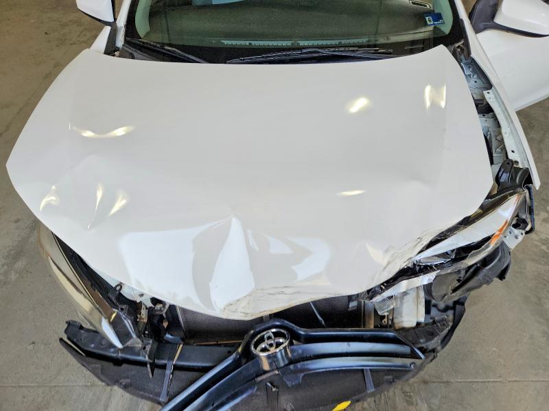 Продажа на аукционе авто 2015 Toyota Corolla, vin: 2T1BURHE2FC345580, номер лота: 64078026