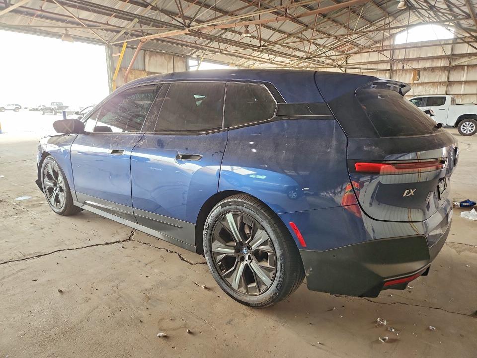 2022 Bmw Ix მანქანა იყიდება აუქციონზე, vin: WB523CF03NCK54750, აუქციონის ნომერი: 63582036