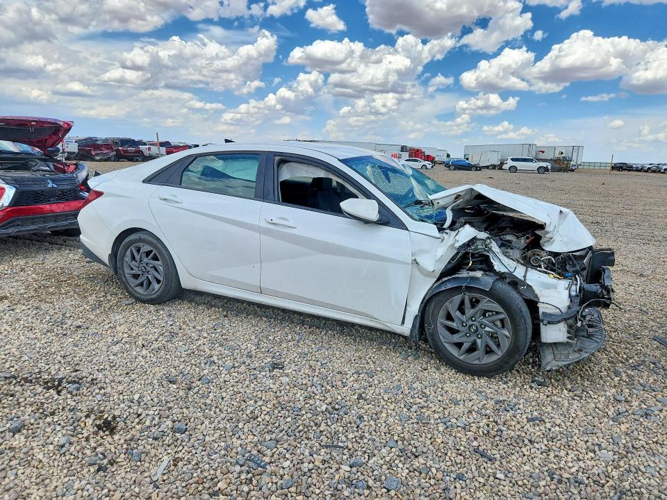 2023 Hyundai Elantra მანქანა იყიდება აუქციონზე, vin: 5NPLM4AG3PH106699, აუქციონის ნომერი: 65384456