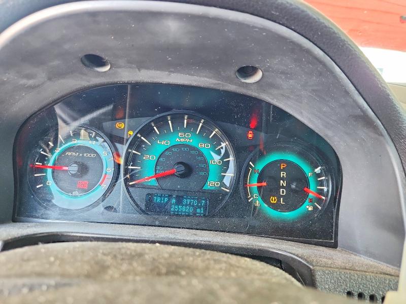 63236906 :رقم المزاد ، 3FAHP0HA6AR192382 vin ، 2010 Ford Fusion مزاد بيع