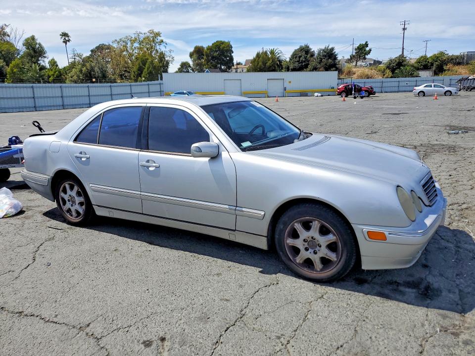 Продаж на аукціоні авто 2000 Mercedes-benz E, vin: WDBJF65J9YB167107, номер лоту: 66048186
