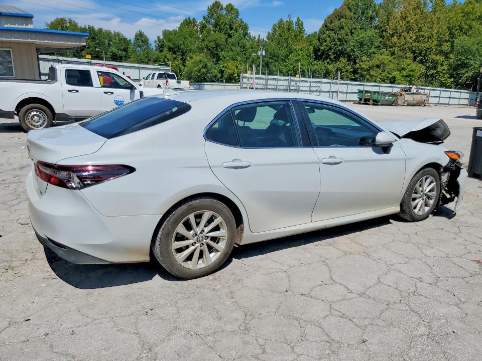 Продаж на аукціоні авто 2022 Toyota Camry, vin: 4T1C11AK2NU010024, номер лоту: 66408916