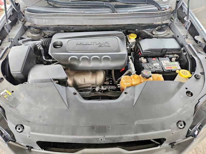 64717046 :رقم المزاد ، 1C4PJMLB1MD125037 vin ، 2021 Jeep Cherokee مزاد بيع
