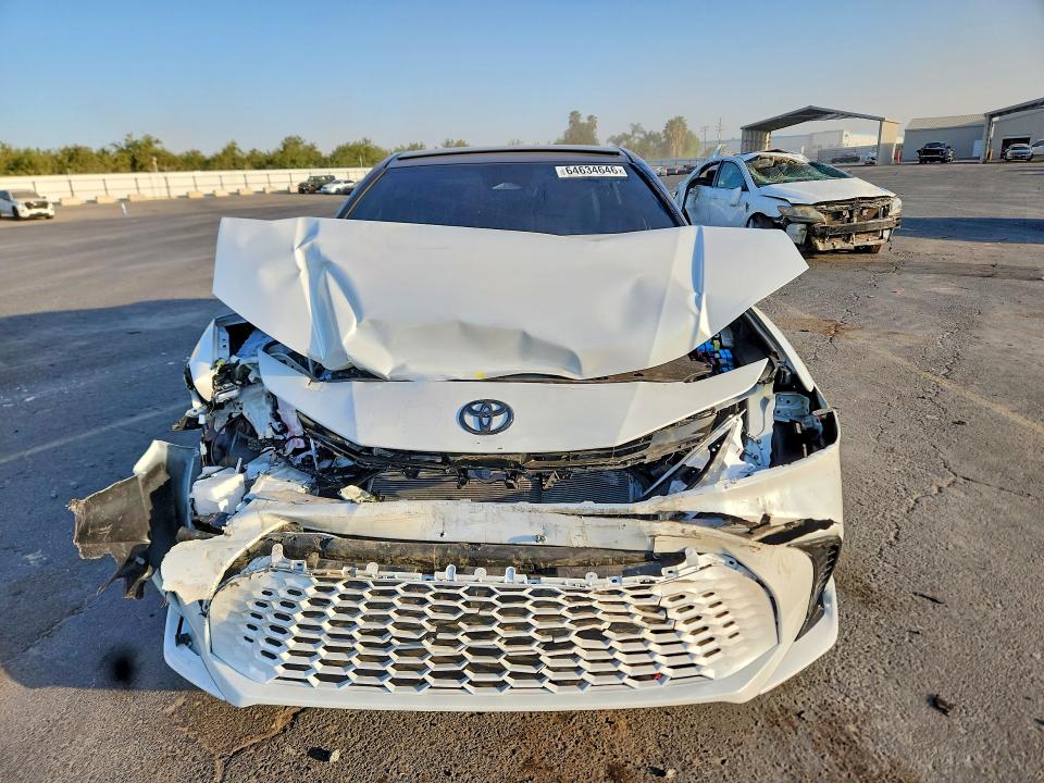 64634646 :رقم المزاد ، 4T1DBADK7TU054627 vin ، 2026 Toyota Camry مزاد بيع