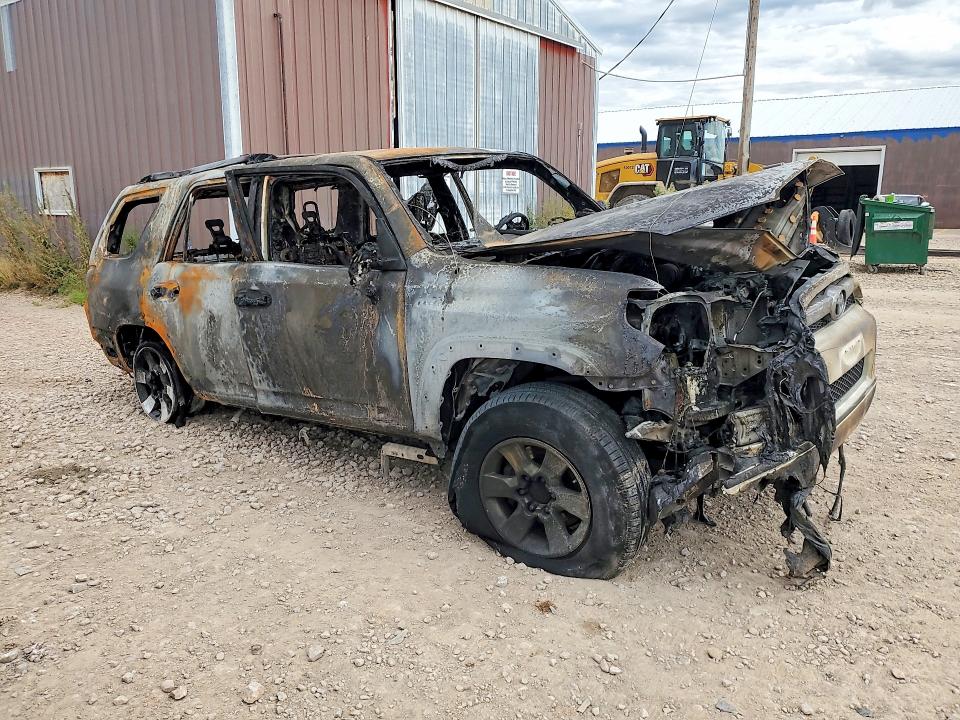 2011 Toyota 4runner მანქანა იყიდება აუქციონზე, vin: JTEBU5JR8B5075585, აუქციონის ნომერი: 65215366